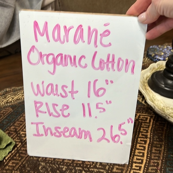 Marane’ Organic Cotton Mens Jogger in Green - Picture 8 of 11